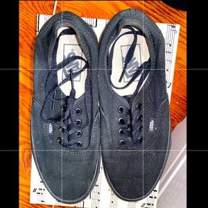 Black Vans Skate Shoes